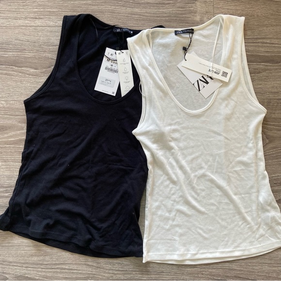 Two Round Neck Tank Tops - Picture 10 of 13